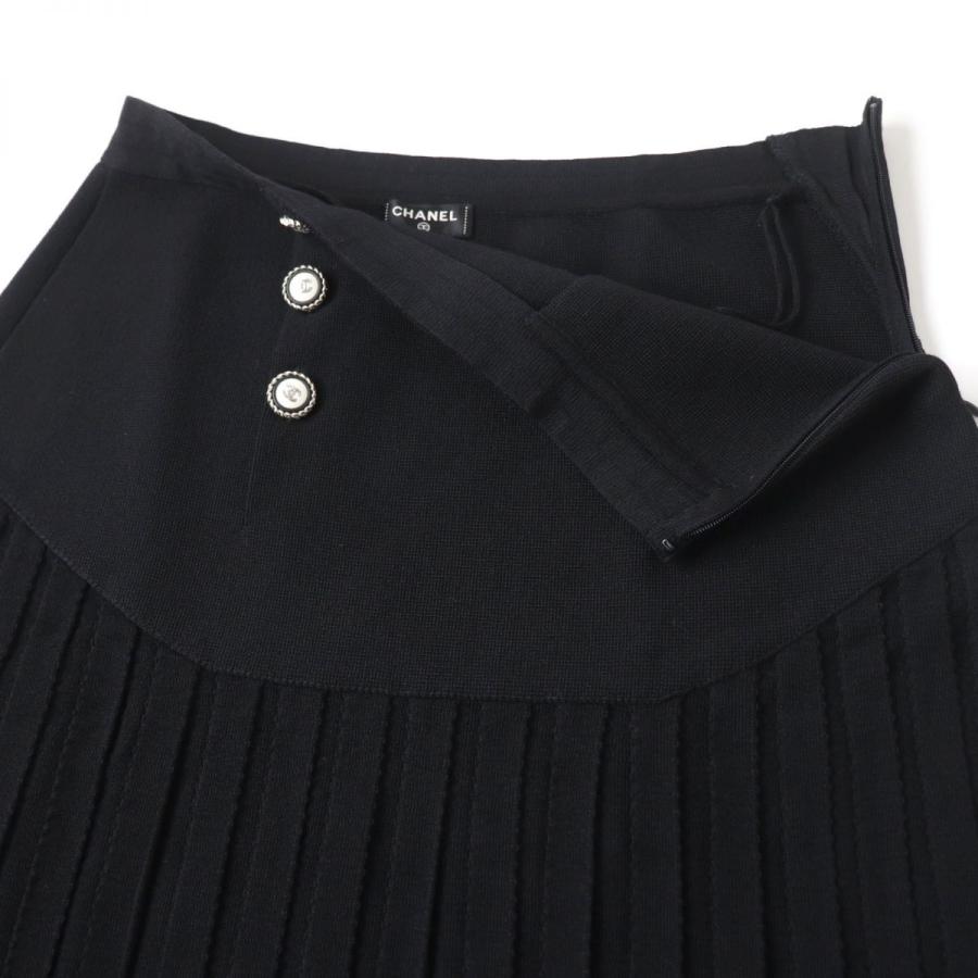 CHANEL シャネル ココボタン スカート プリーツ ラップスカート 黒 CHANEL シャネル ココボタン スカート プリーツ ラップスカート 黒