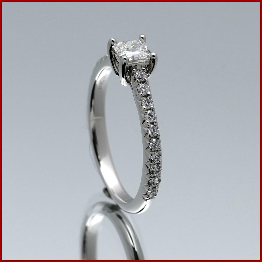 TIFFANY&Co.（ティファニー） スクエア プリンセスカット ノヴォ