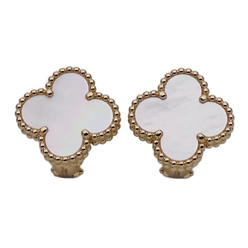 Van Cleef & Arpels ヴィンテージアルハンブラピアス 片耳 Van Cleef and Arpel] Vintage Alhambra Gold Onyx ピアス (Van Cleef