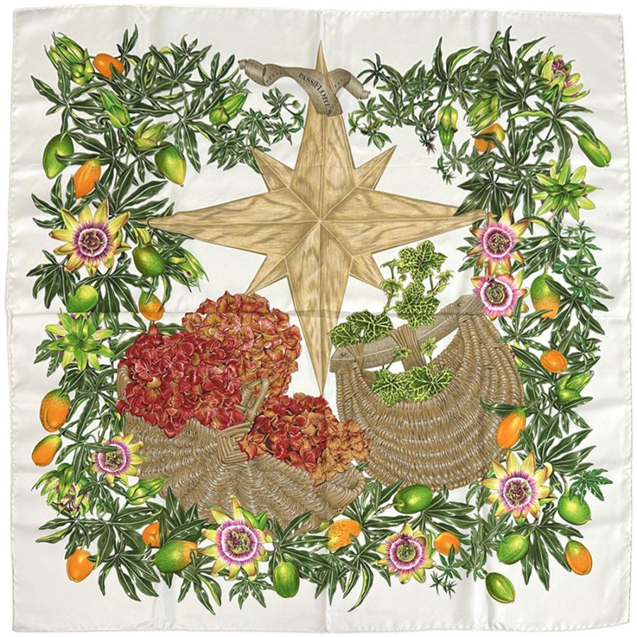 ☘️美品☘️ HERMES　パッションフラワー　カレ90 ベージュ HERMES（エルメス） スカーフ カレ90 PASSIFLORES パッションフラワー
