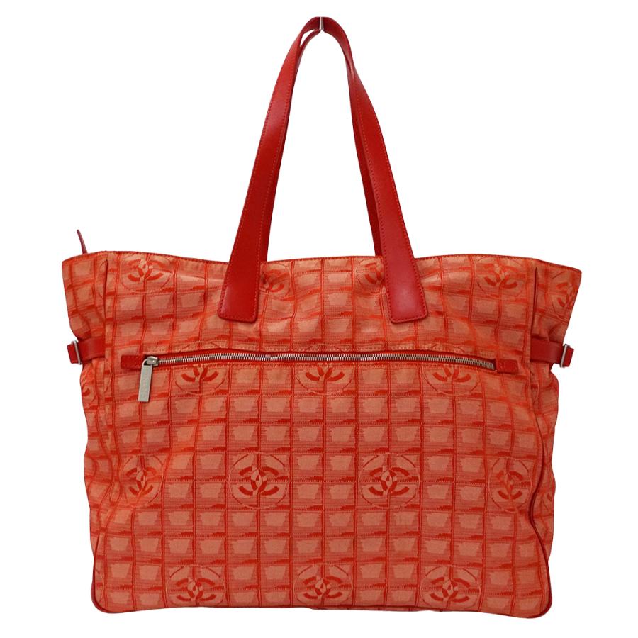 CHANEL トートバッグ　レッド CHANEL（シャネル） バッグ ニュートラベル トートTGM レディース