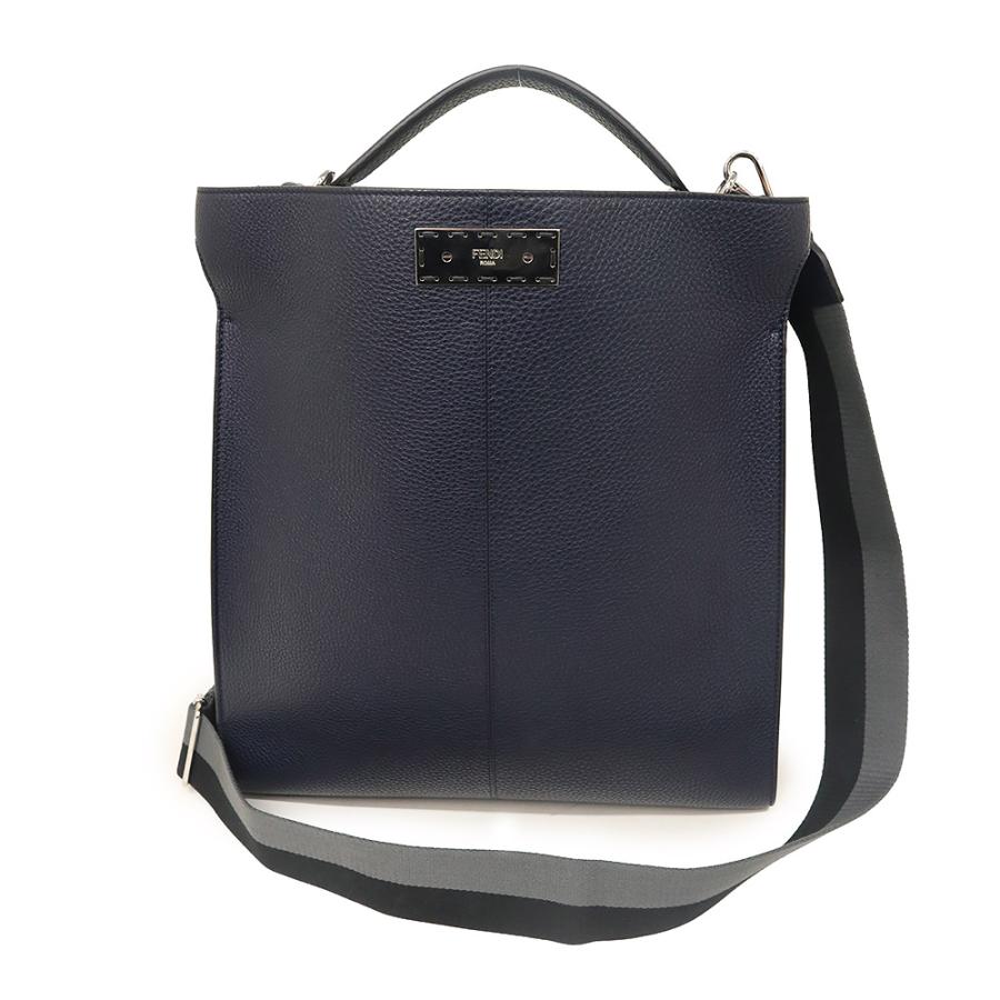 新品 未使用品 フェンディ Fendi ローマンレザー ピーカブー エックスライト 2wayバッグ ネイビー 青 7va447 A80g F17bx レディース メンズ ブランドシティ 通販 Yahoo ショッピング