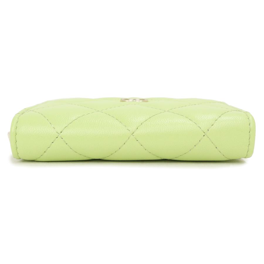 CHANEL (新品・未使用品)シャネル マトラッセ クラシック CHANEL (新品・未使用品)シャネル マトラッセ クラシック