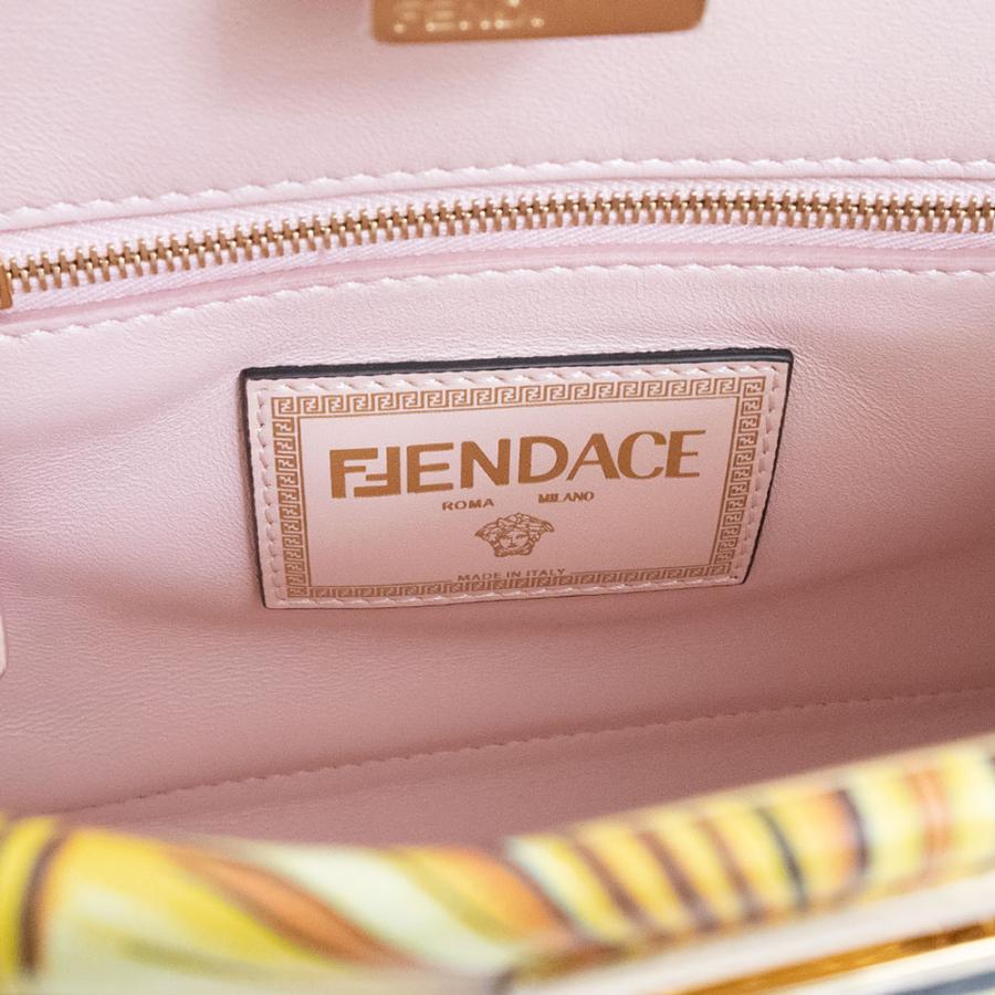 FENDI (新品・未使用品)フェンディ ヴェルサーチ コラボ ミニ FENDI (新品・未使用品)フェンディ ヴェルサーチ コラボ ミニ