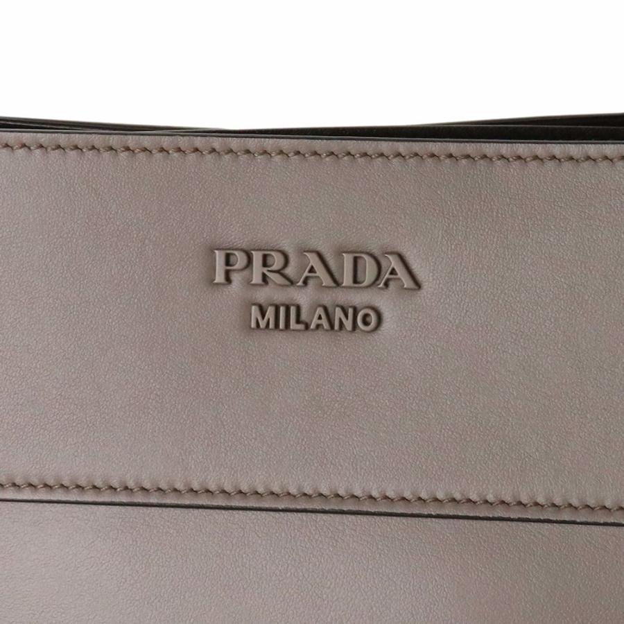 PRADA (新品・未使用品)プラダ Margit マギット ワン PRADA (新品・未使用品)プラダ Margit マギット ワン
