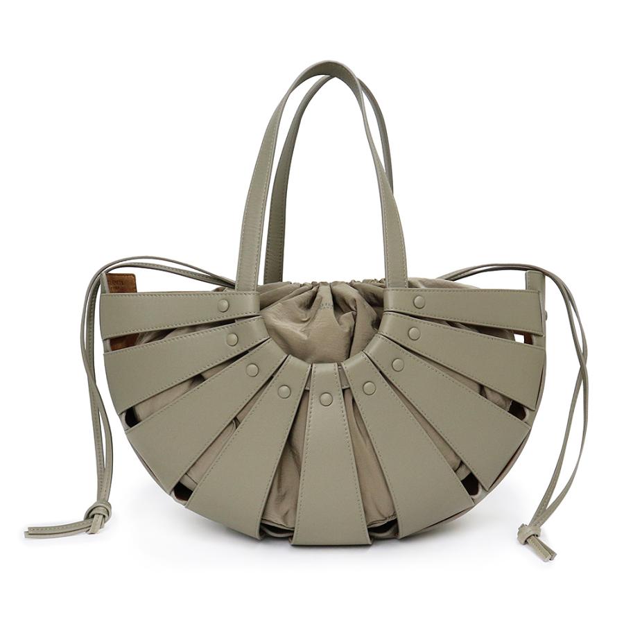 BOTTEGA VENETA (新品・未使用品)ボッテガヴェネタ ザ シェル BOTTEGA VENETA (新品・未使用品)ボッテガヴェネタ ザ シェル