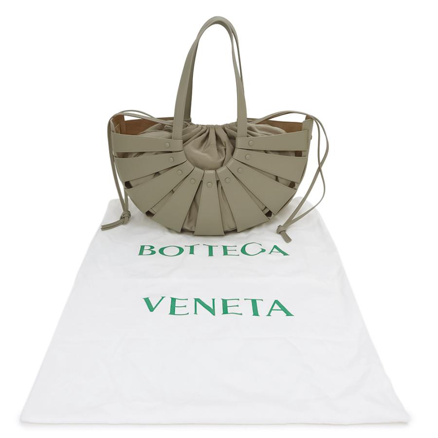 BOTTEGA VENETA (新品・未使用品)ボッテガヴェネタ ザ シェル BOTTEGA VENETA (新品・未使用品)ボッテガヴェネタ ザ シェル