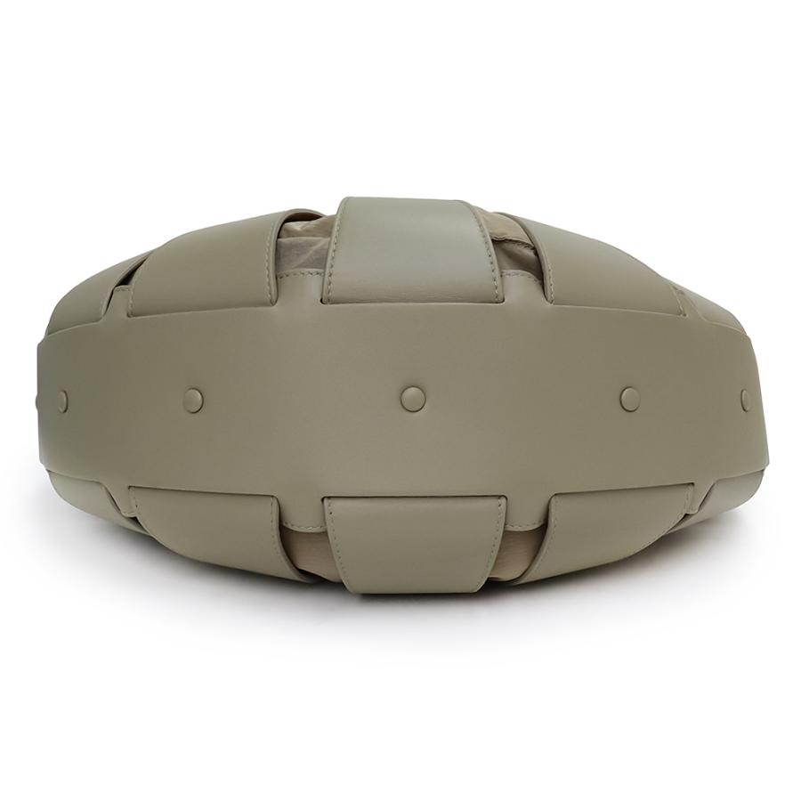 BOTTEGA VENETA (新品・未使用品)ボッテガヴェネタ ザ シェル BOTTEGA VENETA (新品・未使用品)ボッテガヴェネタ ザ シェル