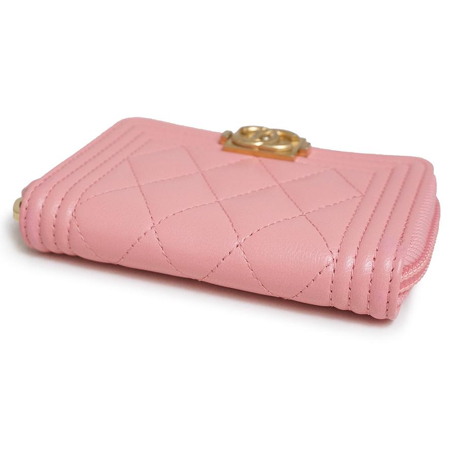CHANEL (新品・未使用品)シャネル ボーイシャネル ジップ CHANEL (新品・未使用品)シャネル ボーイシャネル ジップ