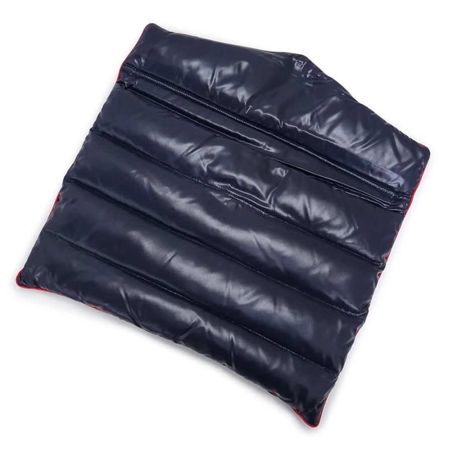MONCLER (未使用 展示品)モンクレール クラッチバッグ MONCLER (未使用 展示品)モンクレール クラッチバッグ