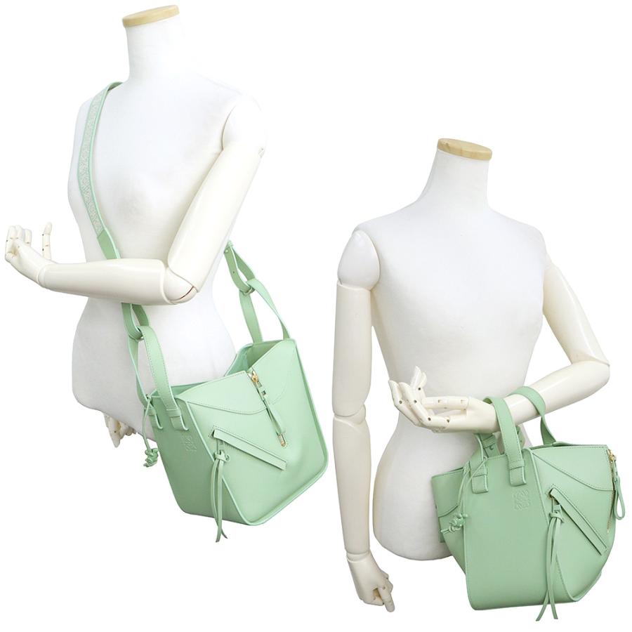 LOEWE (未使用 展示品)ロエベ ハンモック コンパクト LOEWE (未使用 展示品)ロエベ ハンモック コンパクト