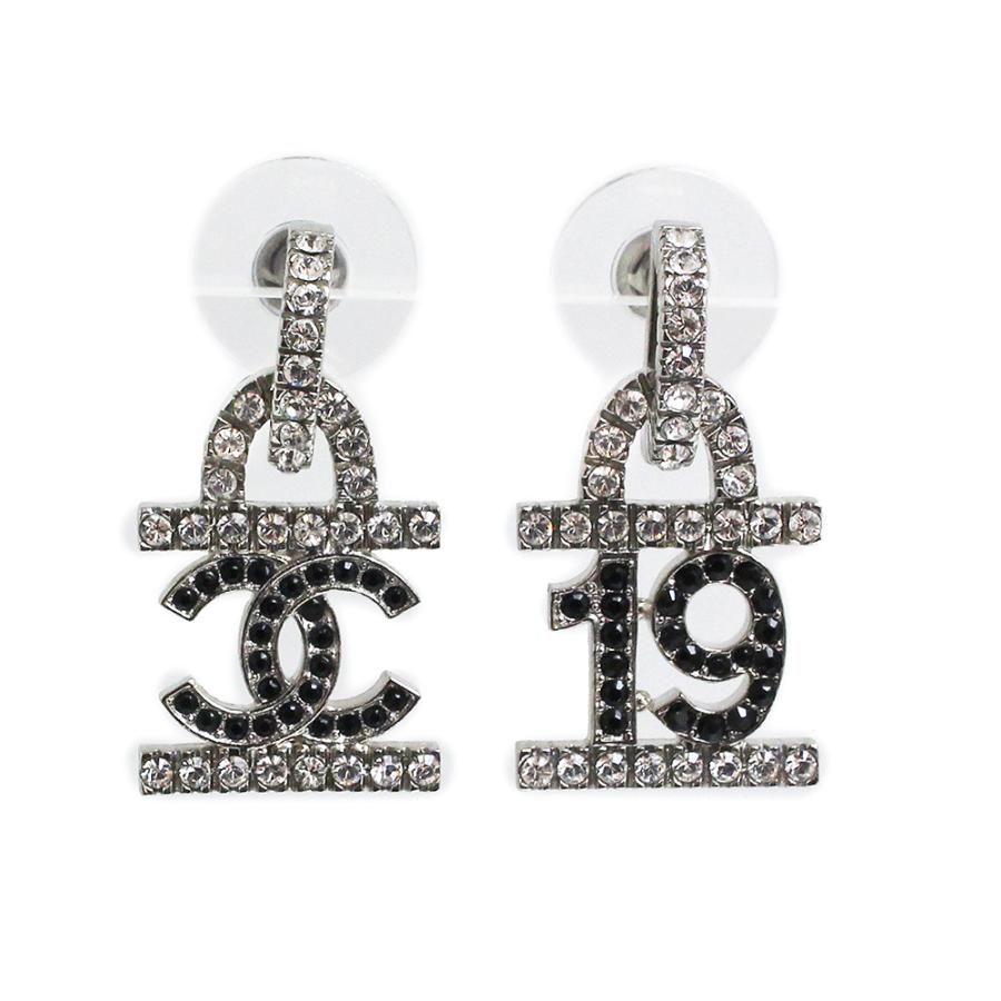 CHANEL ココマークラインストーンピアス新品未使用