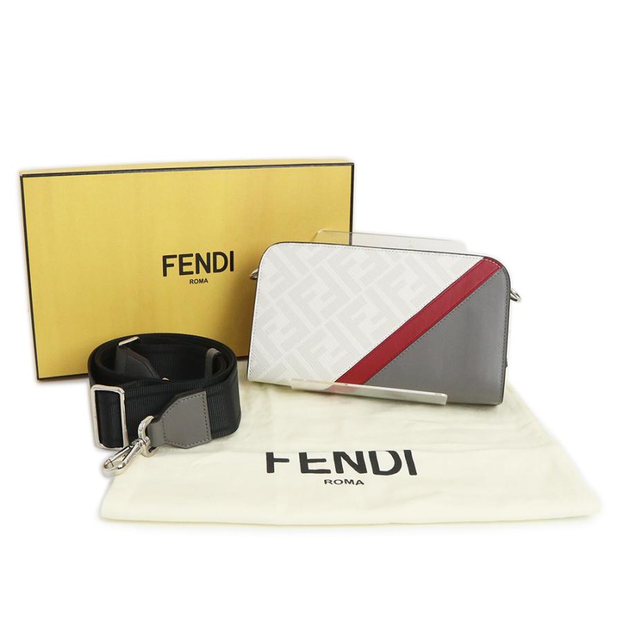 FENDI (新品・未使用品)フェンディ ズッカ クロスボディ FENDI (新品・未使用品)フェンディ ズッカ クロスボディ