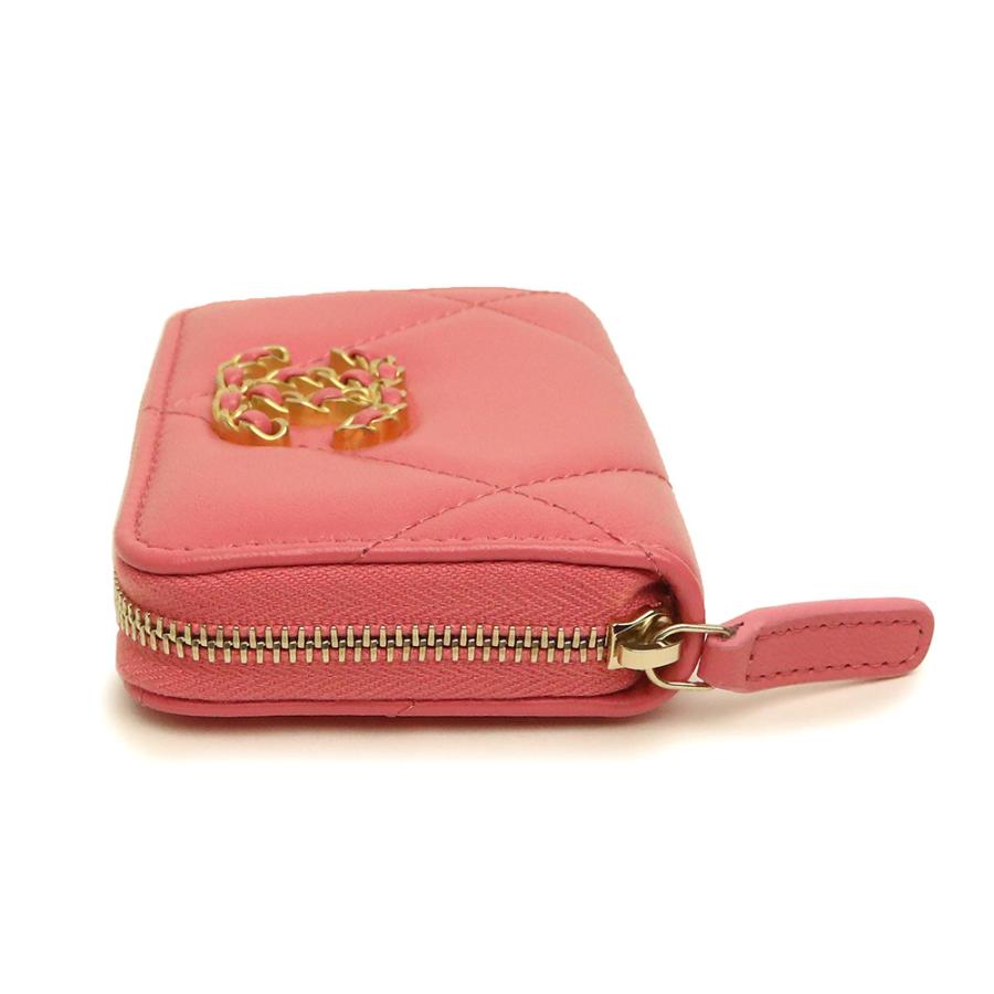 CHANEL 19 ケース ピンク　財布 CHANEL（シャネル） （新品・未使用品）シャネル ナインティーン 19