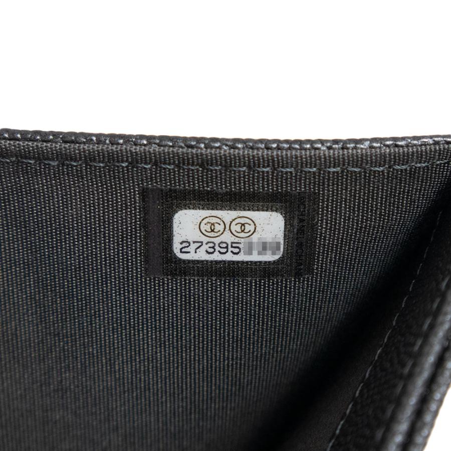CHANEL (新品・未使用品)シャネル マドモアゼル シェブロン CHANEL (新品・未使用品)シャネル マドモアゼル シェブロン