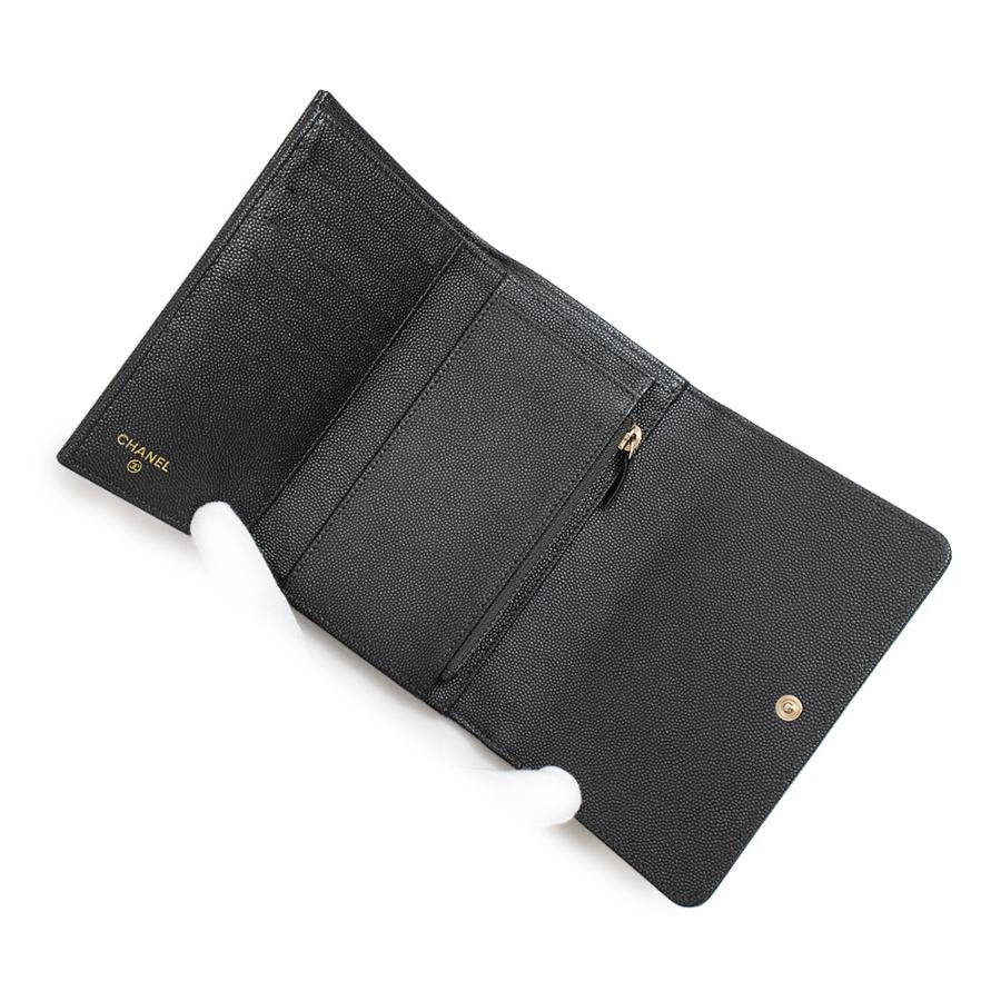 CHANEL (新品・未使用品)シャネル マドモアゼル シェブロン CHANEL (新品・未使用品)シャネル マドモアゼル シェブロン