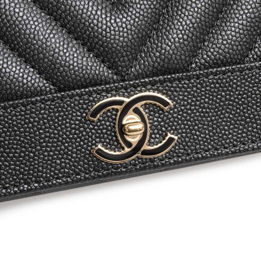 CHANEL (新品・未使用品)シャネル マドモアゼル シェブロン CHANEL (新品・未使用品)シャネル マドモアゼル シェブロン
