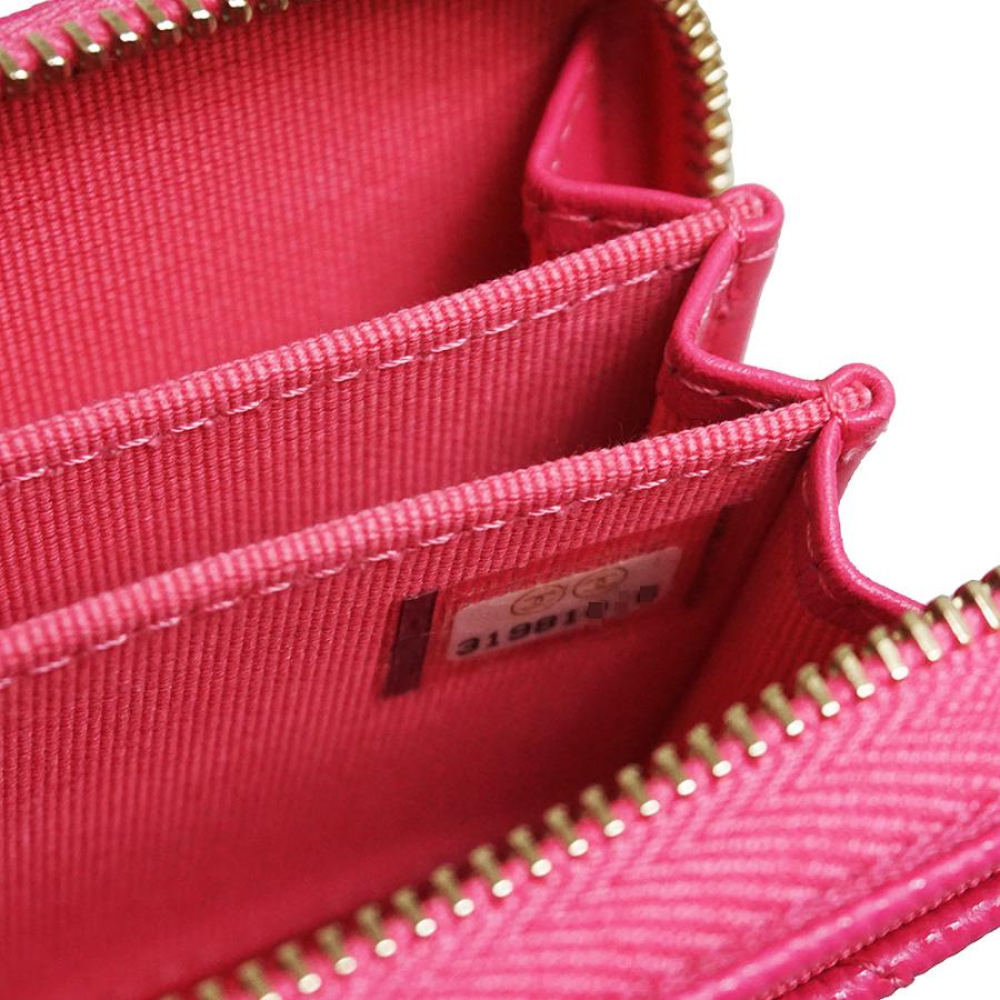 CHANEL (新品・未使用品)シャネル マトラッセ クラシック CHANEL (新品・未使用品)シャネル マトラッセ クラシック