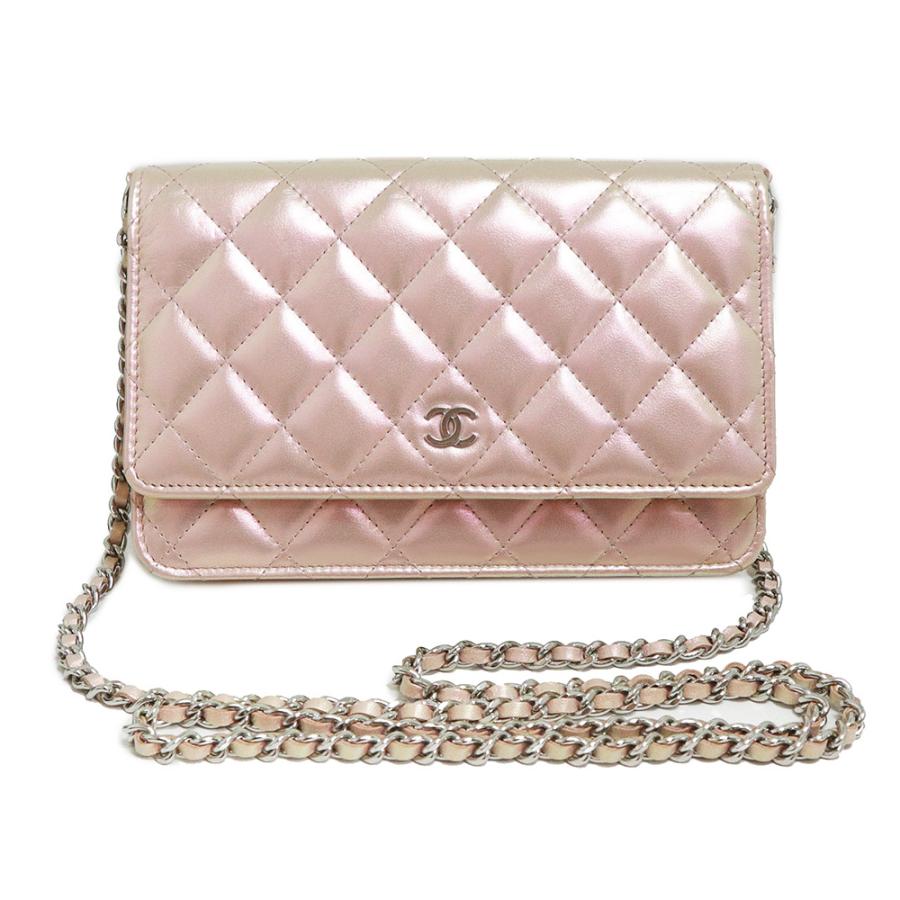 CHANEL (新品・未使用品)シャネル マトラッセ 長財布 斜め掛け CHANEL (新品・未使用品)シャネル マトラッセ 長財布 斜め掛け