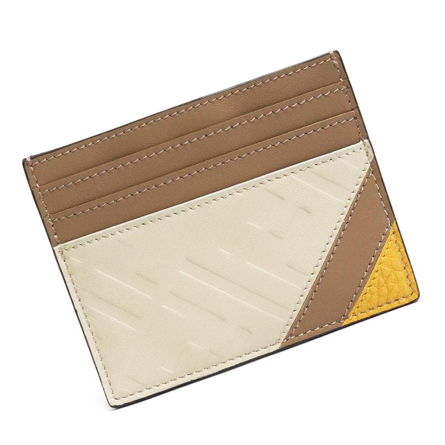 FENDI （新品・未使用品）フェンディ ズッカ 型押し カードケース パス  