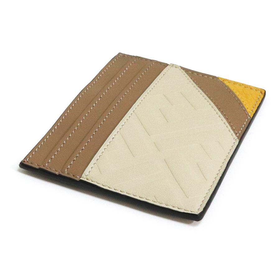 FENDI (新品・未使用品)フェンディ ズッカ 型押し カード FENDI (新品・未使用品)フェンディ ズッカ 型押し カード