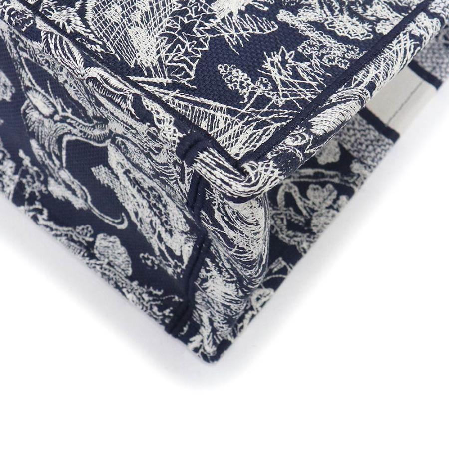 Christian Dior (新品・未使用品)クリスチャンディオール BOOK Christian Dior (新品・未使用品)クリスチャンディオール BOOK