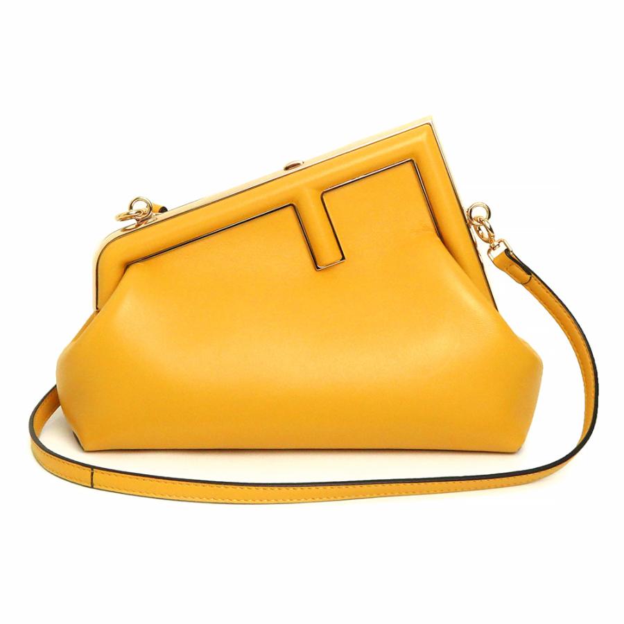 新品未使用】フェンディFENDIゴールド本革クラッチバッグ