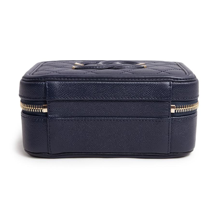 CHANEL (新品・未使用品)シャネル マトラッセ CCフィリグリー CHANEL (新品・未使用品)シャネル マトラッセ CCフィリグリー