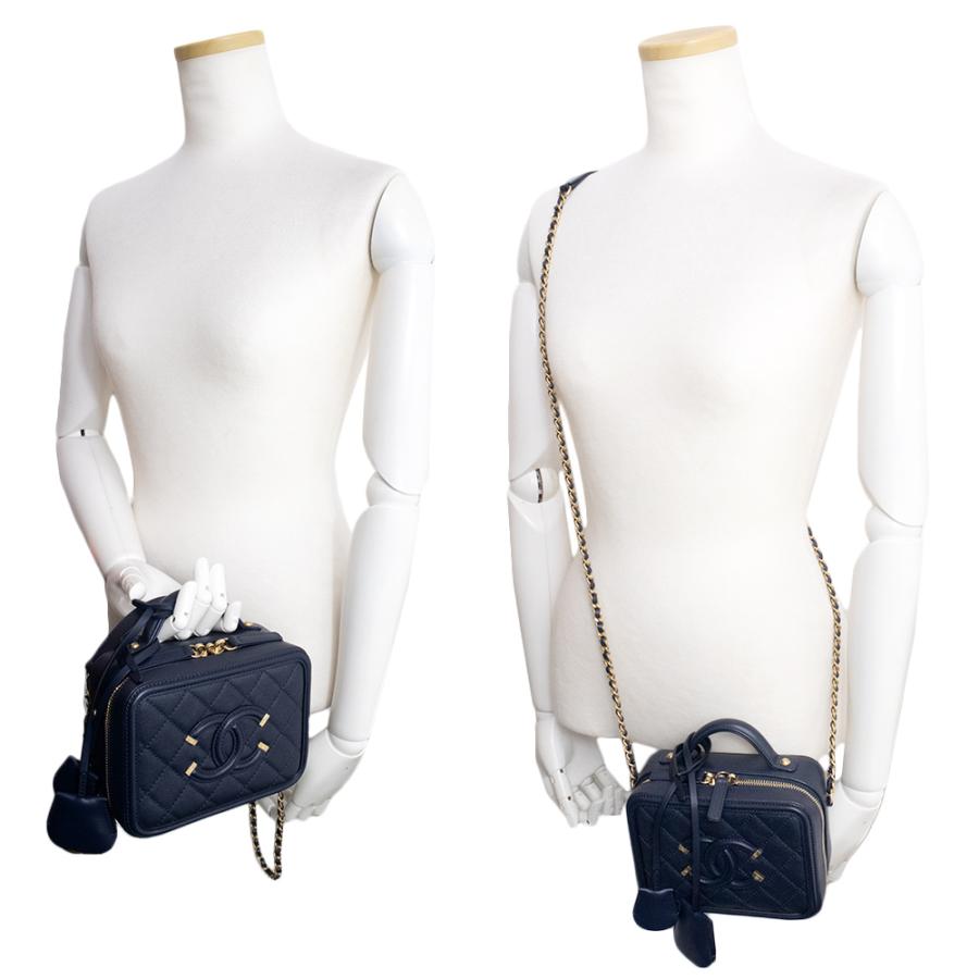 CHANEL (新品・未使用品)シャネル マトラッセ CCフィリグリー CHANEL (新品・未使用品)シャネル マトラッセ CCフィリグリー