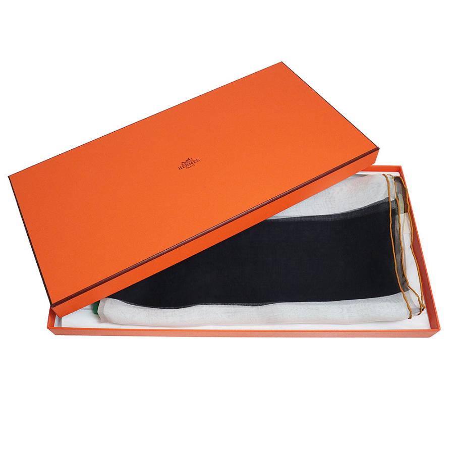 HERMES (新品・未使用品)エルメス モスリン カレ 120 HERMES (新品・未使用品)エルメス モスリン カレ 120