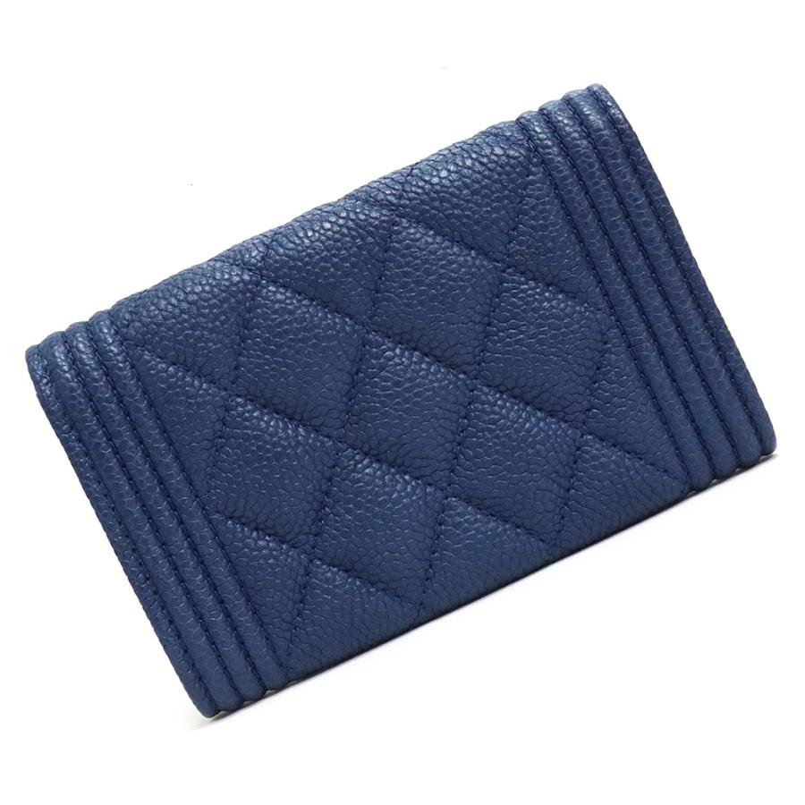 CHANEL (新品・未使用品)シャネル ボーイシャネル フラップ CHANEL (新品・未使用品)シャネル ボーイシャネル フラップ