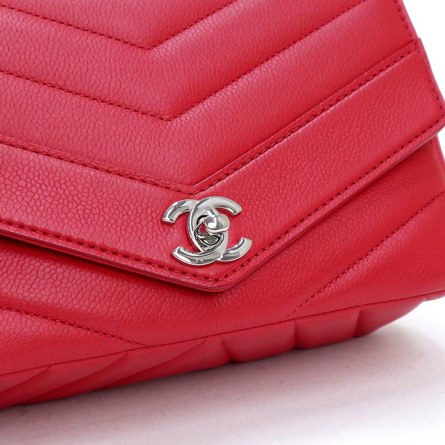 CHANEL (未使用 展示品)シャネル シェブロン Vステッチ CHANEL (未使用 展示品)シャネル シェブロン Vステッチ