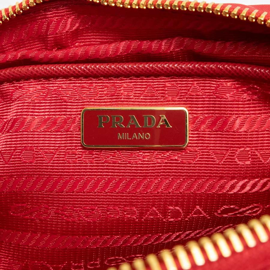 PRADA (未使用 展示品)プラダ リボン ミニ ショルダー ポーチ PRADA (未使用 展示品)プラダ リボン ミニ ショルダー ポーチ