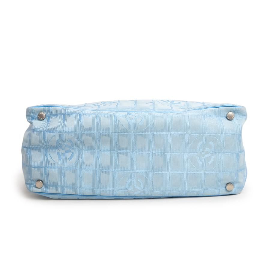 CHANEL (美品)シャネル ニュートラベルライン MM トート CHANEL (美品)シャネル ニュートラベルライン MM トート