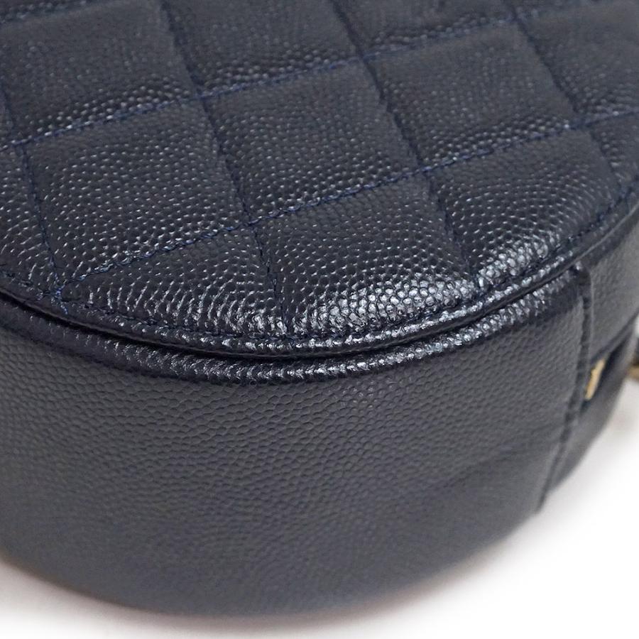 CHANEL (未使用 展示品)シャネル マトラッセ 丸型 ラウンド CHANEL (未使用 展示品)シャネル マトラッセ 丸型 ラウンド