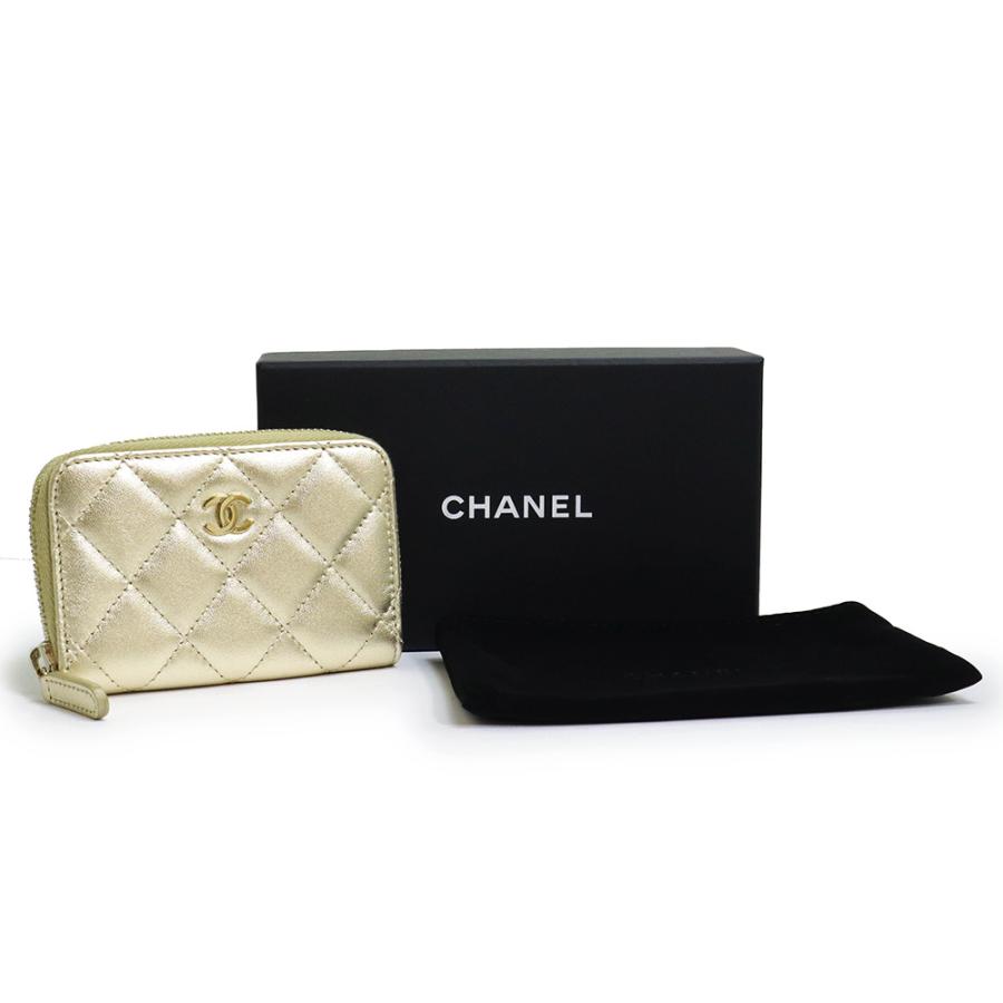 CHANEL (新品・未使用品)シャネル マトラッセ ココマーク CHANEL (新品・未使用品)シャネル マトラッセ ココマーク