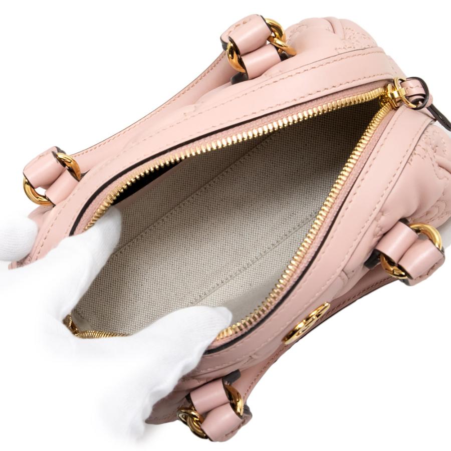 GUCCI (未使用 展示品)グッチ GGマトラッセ レザー ミニバッグ GUCCI (未使用 展示品)グッチ GGマトラッセ レザー ミニバッグ