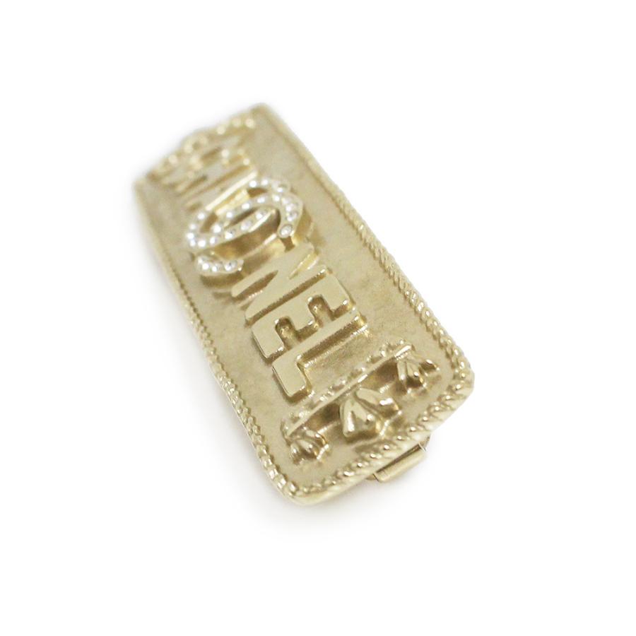 【未使用品】CHANEL ロゴ　バレッタ　98P 箱付き CHANEL（シャネル） （新品・未使用品）シャネル ココマーク ライン