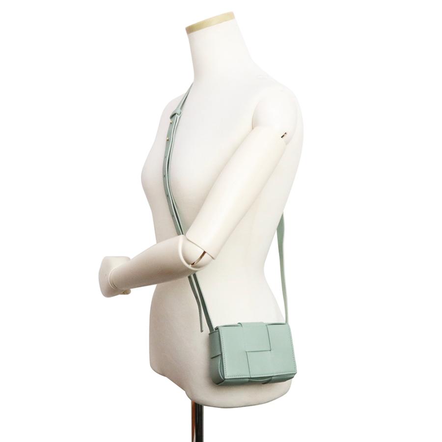（新品・未使用品）ボッテガヴェネタ BOTTEGA VENETA カセット キャンディ ミニ ポーチ ショルダーバッグ ラムスキン レザー ニューセージ 緑 667048の画像