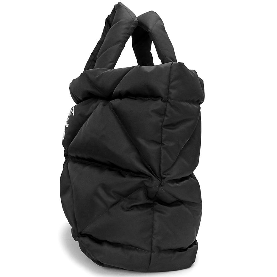 PRADA (新品・未使用品)プラダ パデッドRe Nylon ハンドバッグ PRADA (新品・未使用品)プラダ パデッドRe Nylon ハンドバッグ