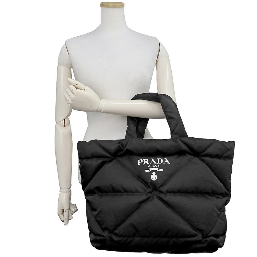 PRADA (新品・未使用品)プラダ パデッドRe Nylon ハンドバッグ PRADA (新品・未使用品)プラダ パデッドRe Nylon ハンドバッグ