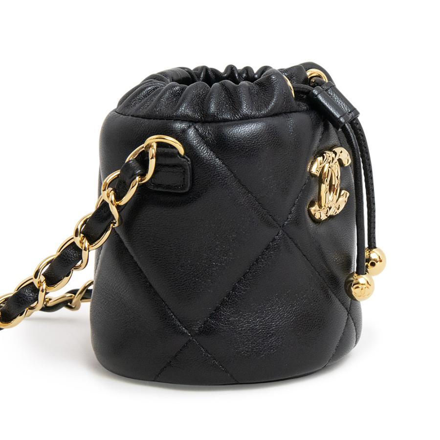 CHANEL ショルダーバッグ　ポーチ付き　ブラック CHANEL（シャネル） （新品・未使用品）シャネル マトラッセ ココ