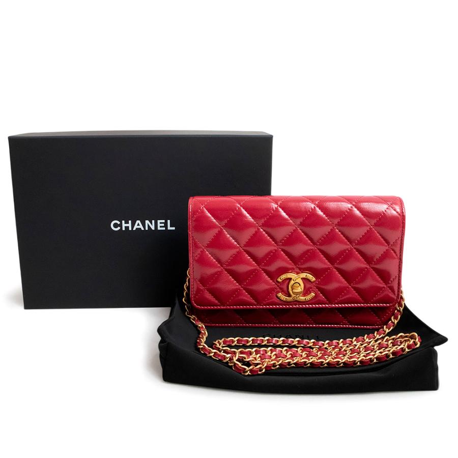 CHANEL (未使用 展示品)シャネル マトラッセ ココマーク CHANEL (未使用 展示品)シャネル マトラッセ ココマーク