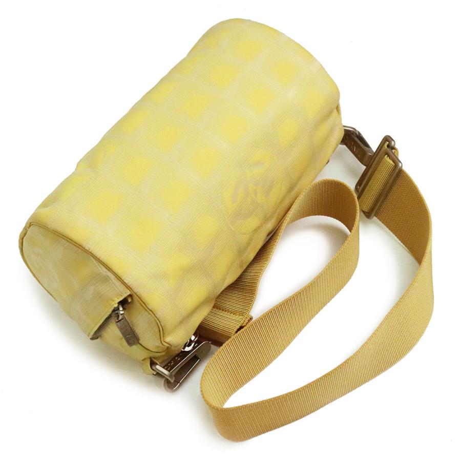 CHANEL (中古)シャネル ニュートラベルライン ショルダー CHANEL (中古)シャネル ニュートラベルライン ショルダー