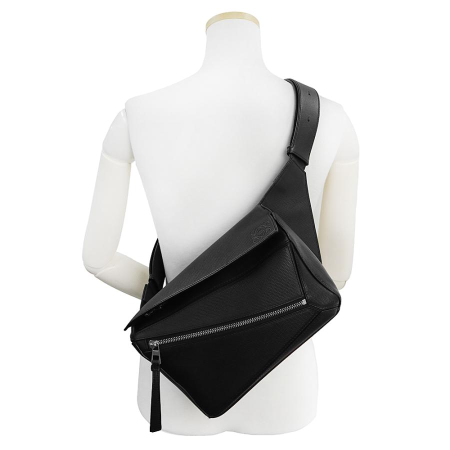 LOEWE (未使用 展示品)ロエベ パズル バム スモール ワン LOEWE (未使用 展示品)ロエベ パズル バム スモール ワン