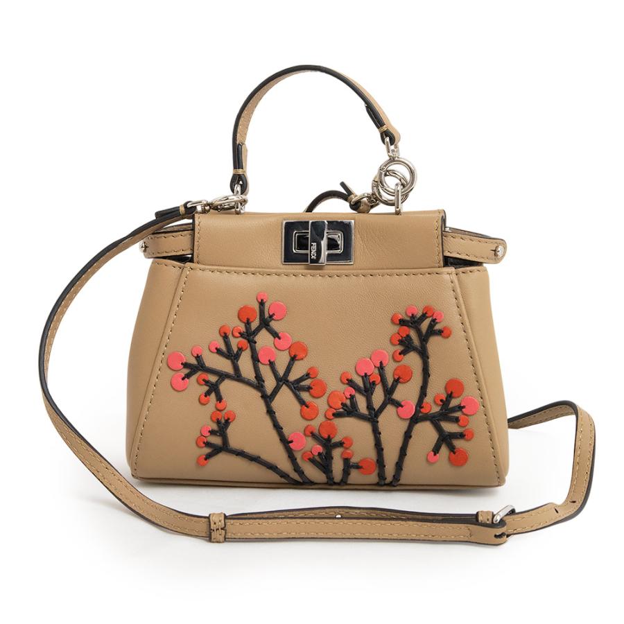 FENDIマイクロピーカブー2wayミニショルダーバッグ