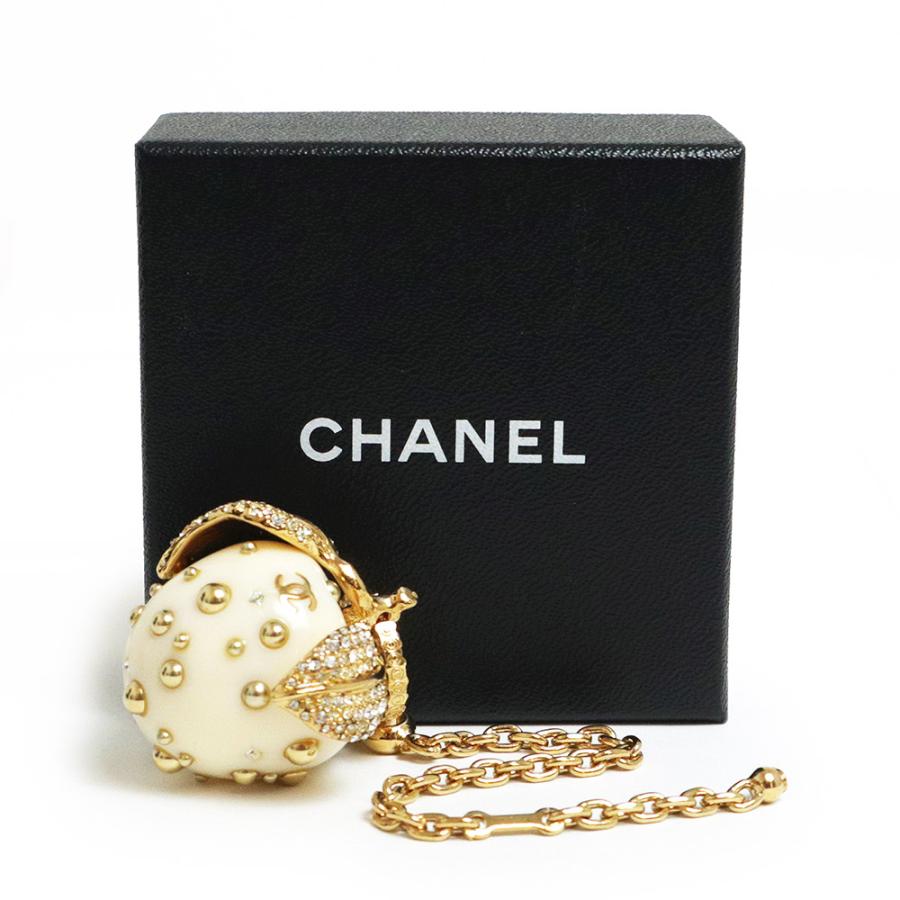 CHANEL（シャネル） （美品）シャネル ココマーク アップル りんご