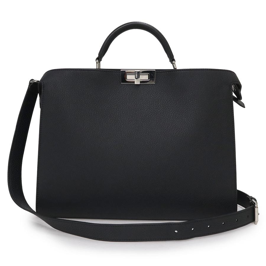 【専用】FENDI ピーカブー アイシーユー ミディアム　ISEEU ブラック FENDI（フェンディ） （未使用 展示品）フェンディ ピーカブー IseeU