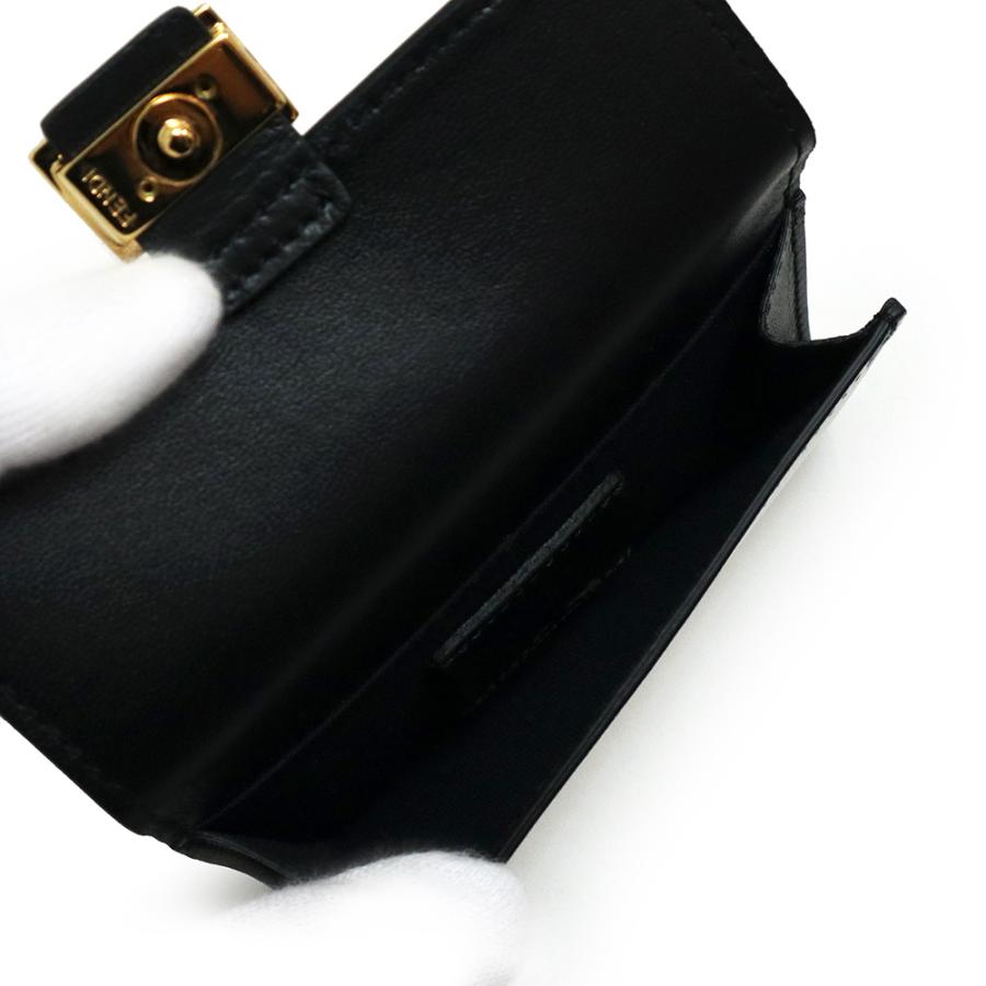 FENDI (新品・未使用品)フェンディ バゲット FF エンボス FENDI (新品・未使用品)フェンディ バゲット FF エンボス