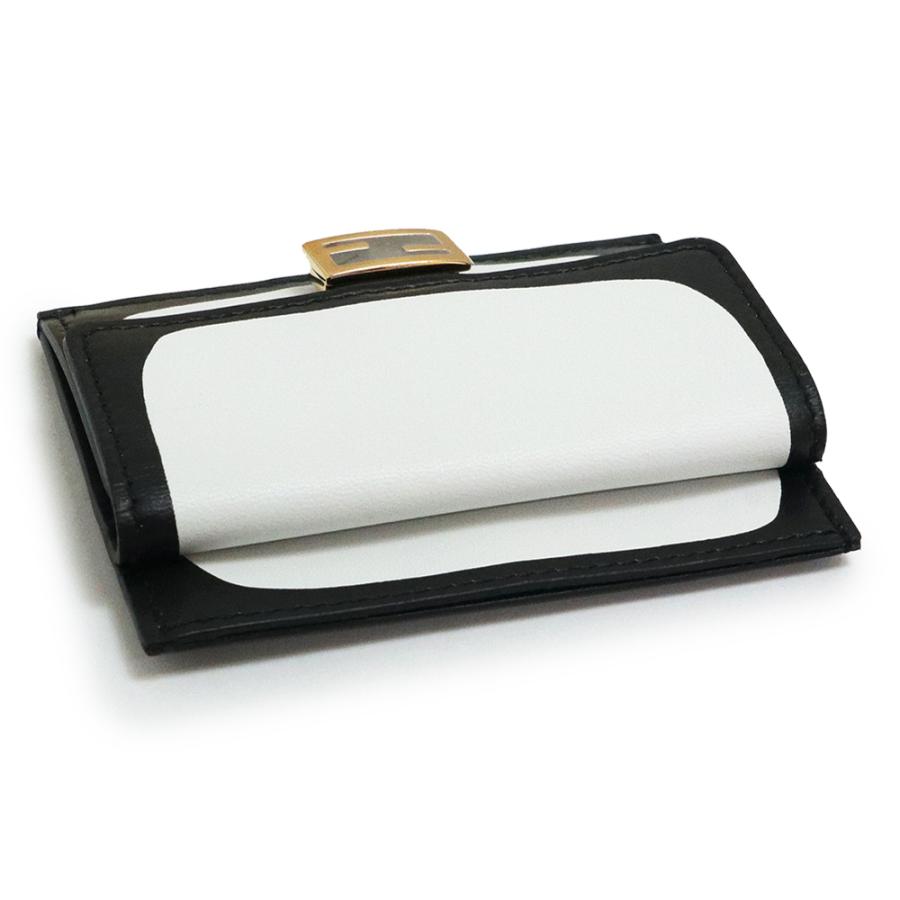 FENDI (新品・未使用品)フェンディ バゲット FF エンボス FENDI (新品・未使用品)フェンディ バゲット FF エンボス